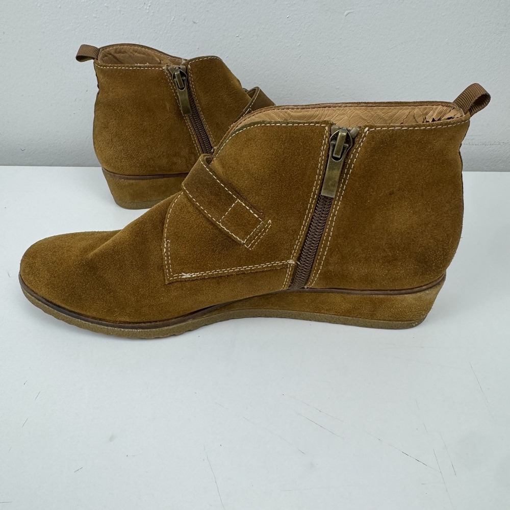 Franco Sarto Suede Wedge Booties Brown Buckle Strap Women's 8M Round Toe - Picture 13 of 16